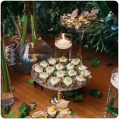 Doces finos em mesa de casamento no buffet em Guarulhos